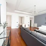 Mazzini 44 Tirabora Short Rent