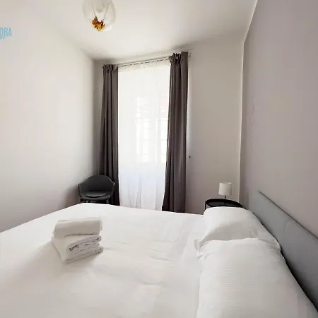 Appartamento Mazzini 44 Tirabora Short Rent Trieste