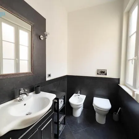 公寓 Mazzini 44 Tirabora Short Rent 的里雅斯特