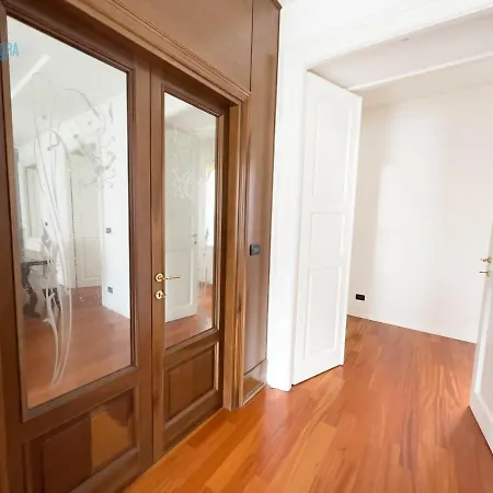 公寓 Mazzini 44 Tirabora Short Rent 的里雅斯特