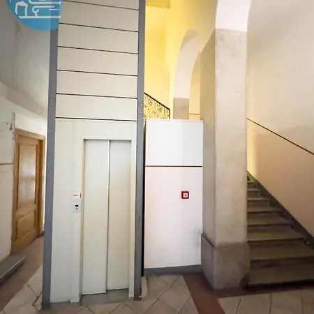 Mazzini 44 Tirabora Short Rent Appartamento Trieste